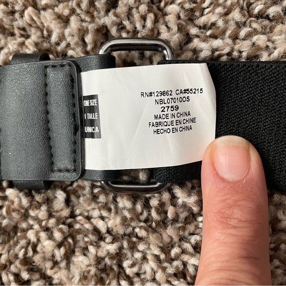 Nike Black adjustable baseball belt - Picture 2 of 8